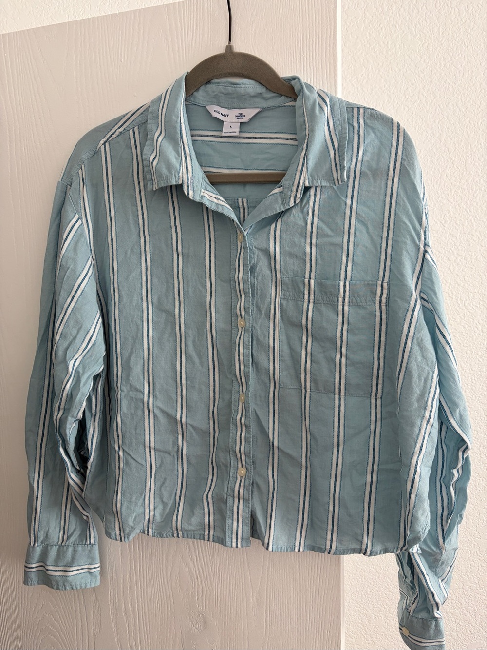 Old Navy Blue and White Striped Button-Down Shirt